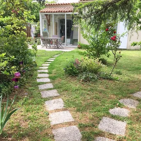 Le Cedre Bleu 度假居